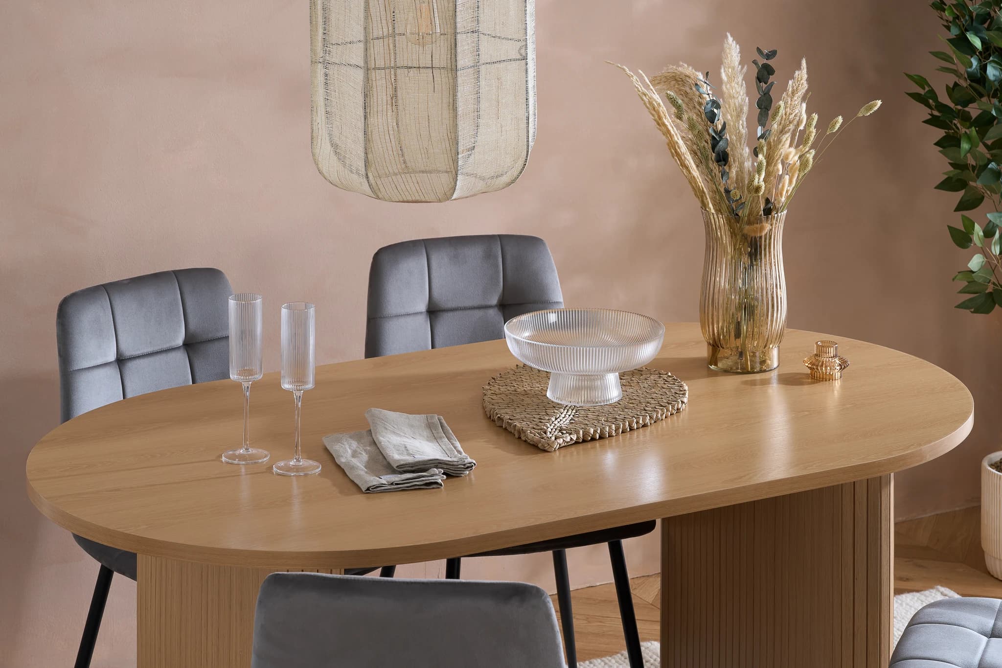 Axel Oval Fluted Dining Table - Dining tables, photo 10 of 10