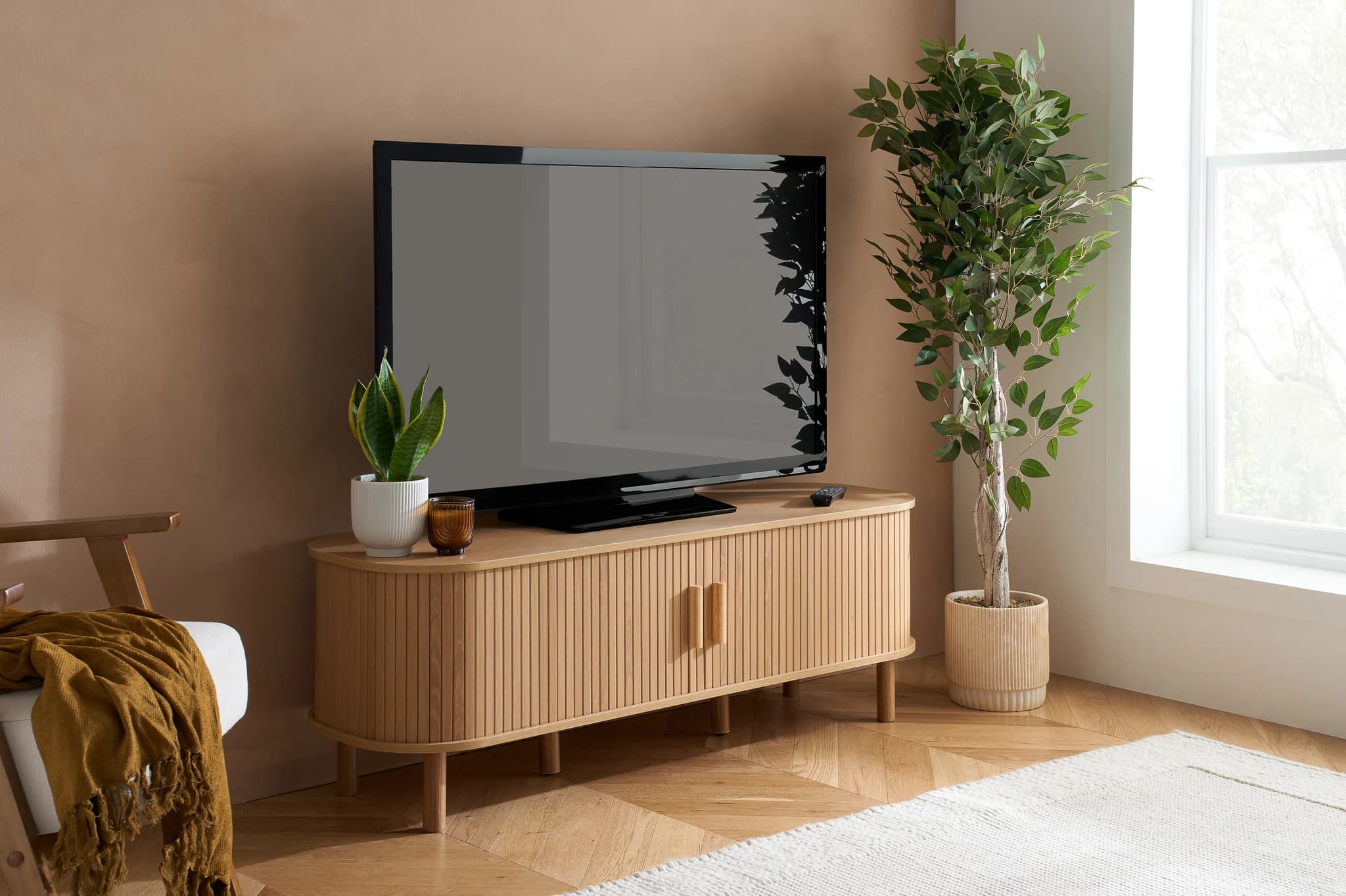 Axel Fluted Small TV Unit - TV & media units, photo 8 of 10