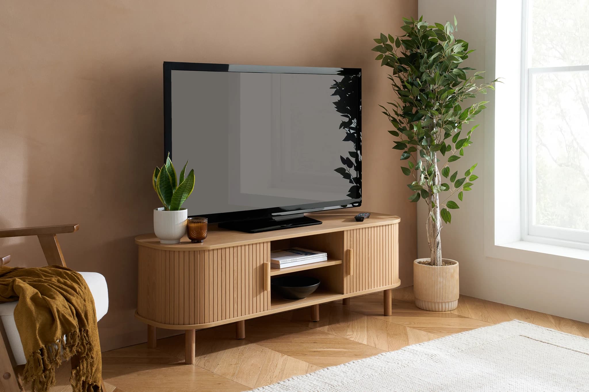 Axel Fluted Small TV Unit - TV & media units, photo 9 of 10