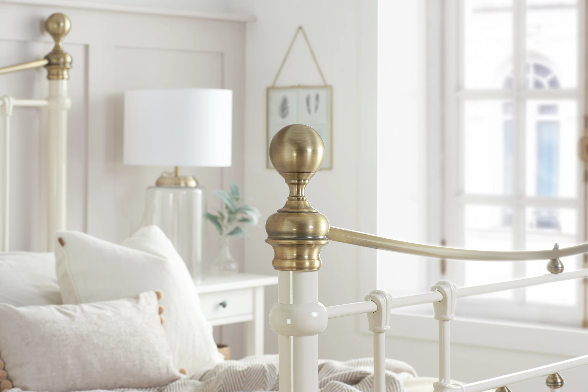 Bronte King Bed - Beds & bed frames, photo 6 of 10