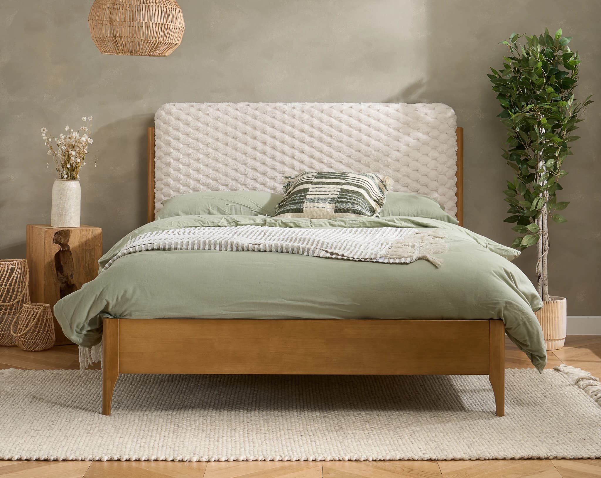 Hatti King Bed - Beds & bed frames, photo 9 of 10