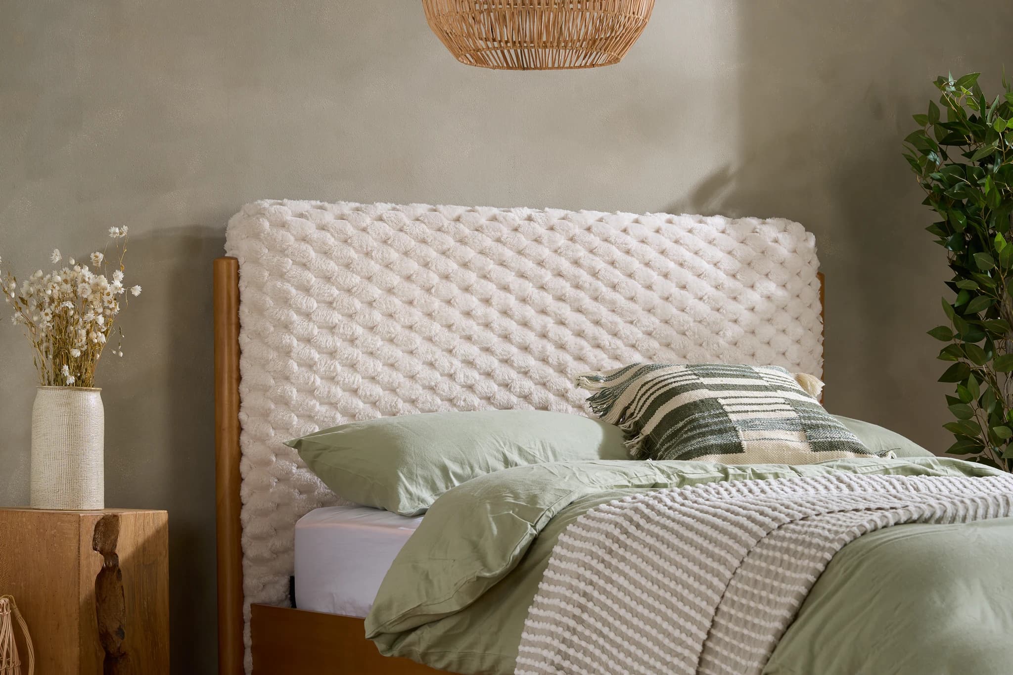 Hatti King Bed - Beds & bed frames, photo 10 of 10