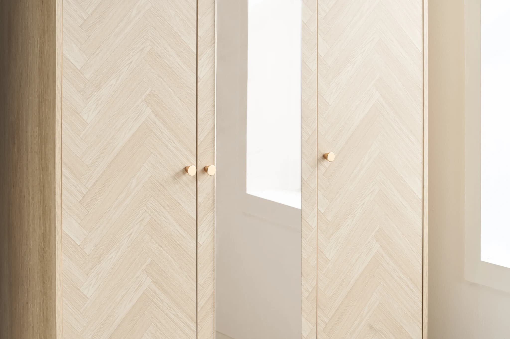 Herringford 3 Door Wardrobe With Mirror - Wardrobes, photo 8 of 10