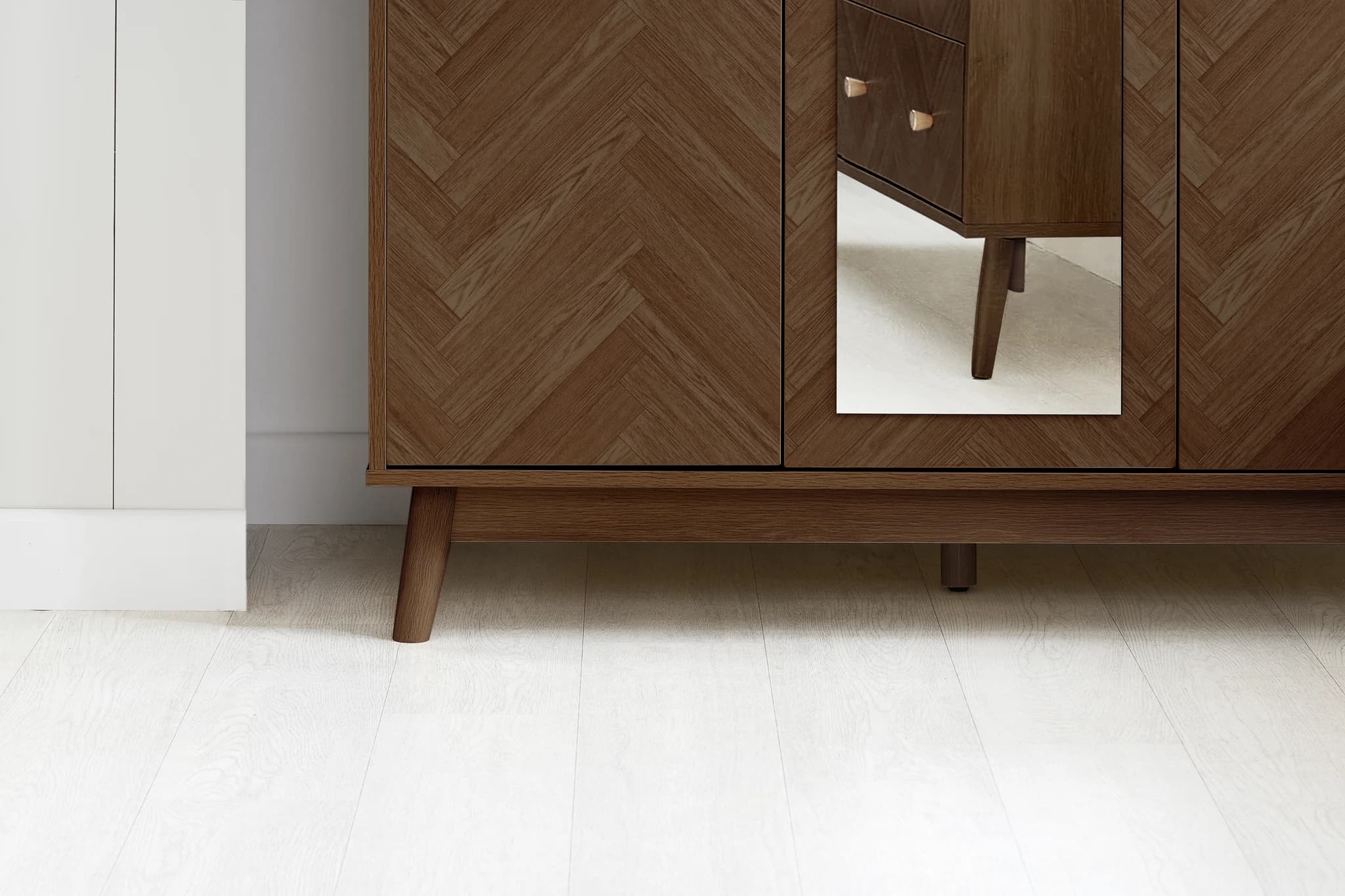 Herringford 3 Door Wardrobe With Mirror - Wardrobes, photo 9 of 10