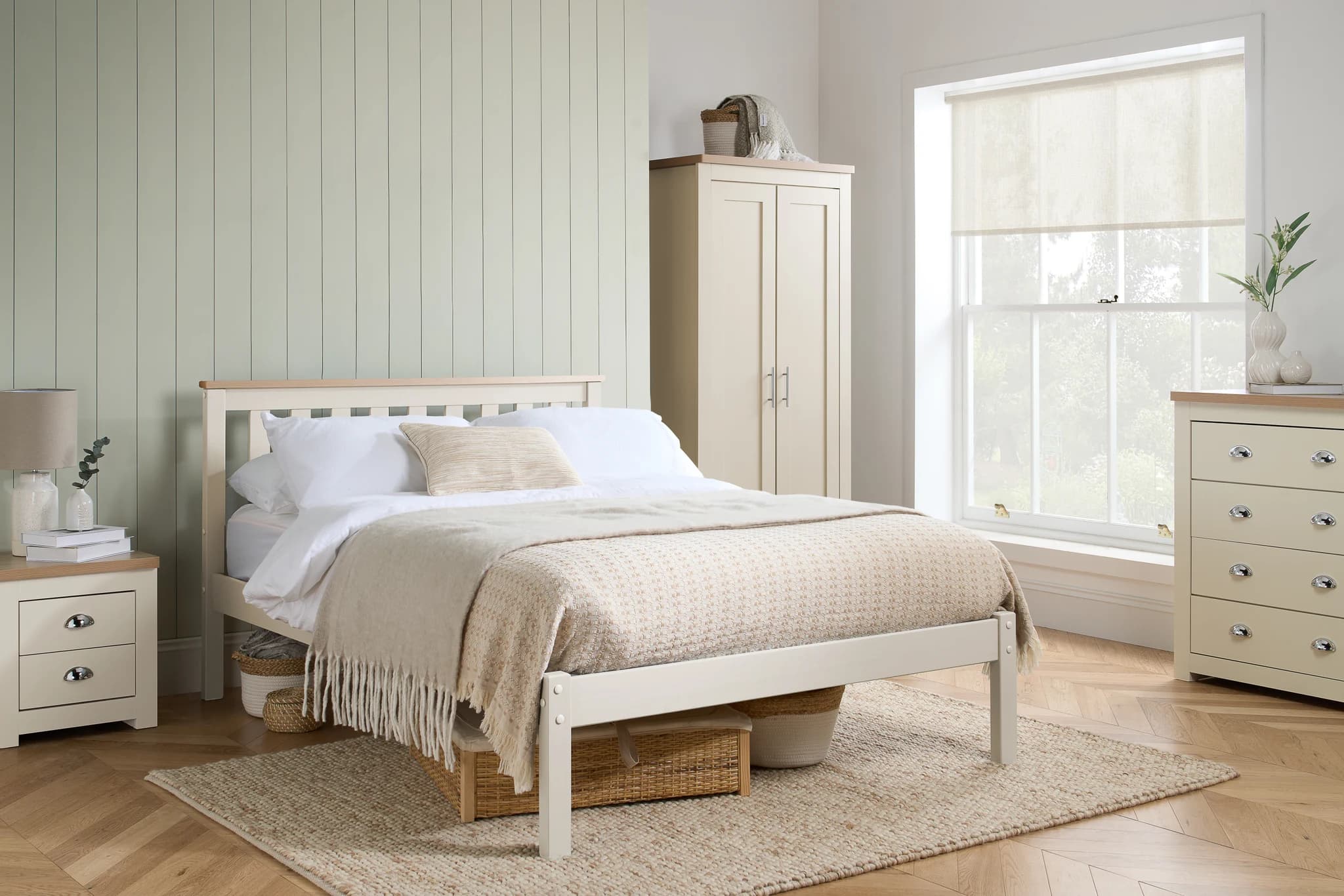 Highgate 2 Drawer Bedside - Bedside tables, photo 7 of 10