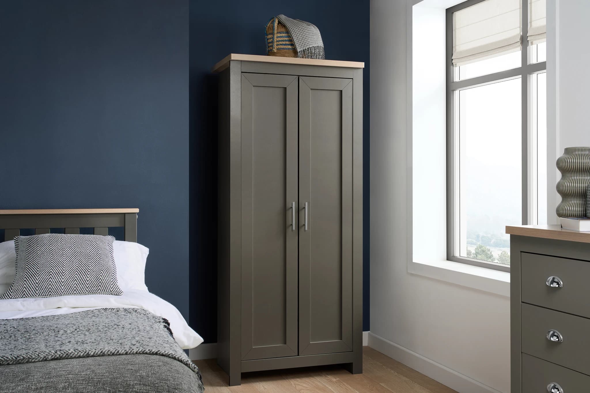 Highgate 2 Door Wardrobe - Wardrobes, photo 8 of 10