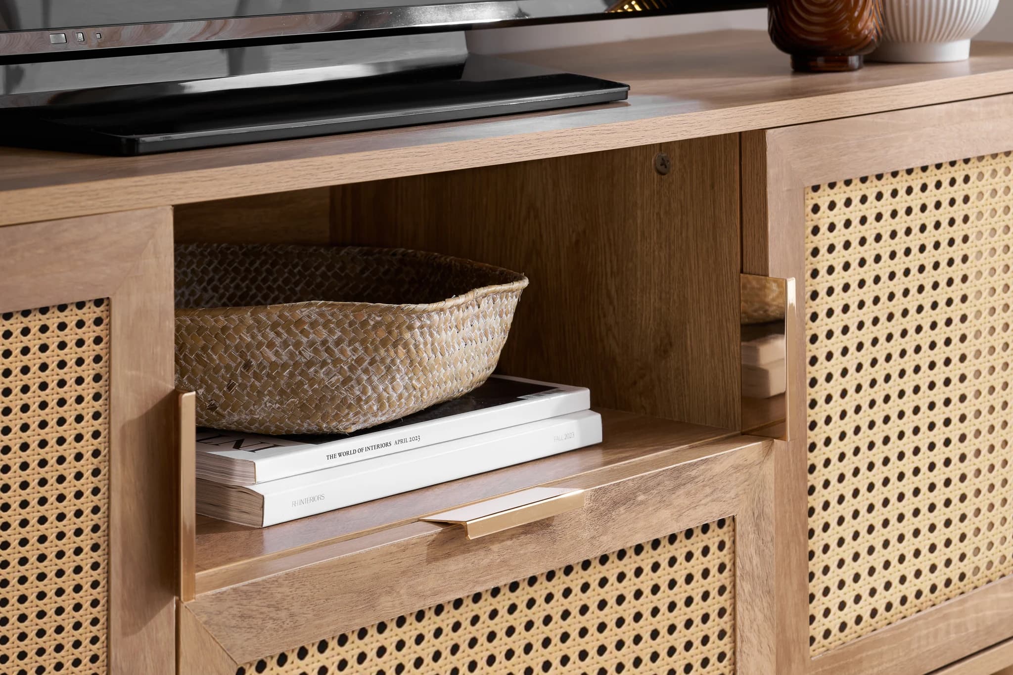 Noah 2 Door 1 Drawer TV Unit - TV & media units, photo 10 of 10