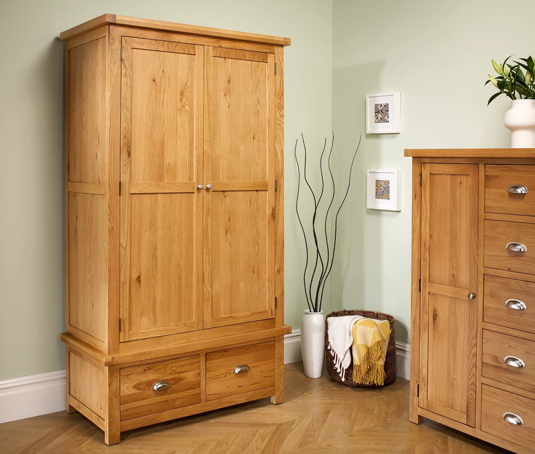Woburn 2 Door 2 Drawer Wardrobe - Wardrobes, photo 4 of 10