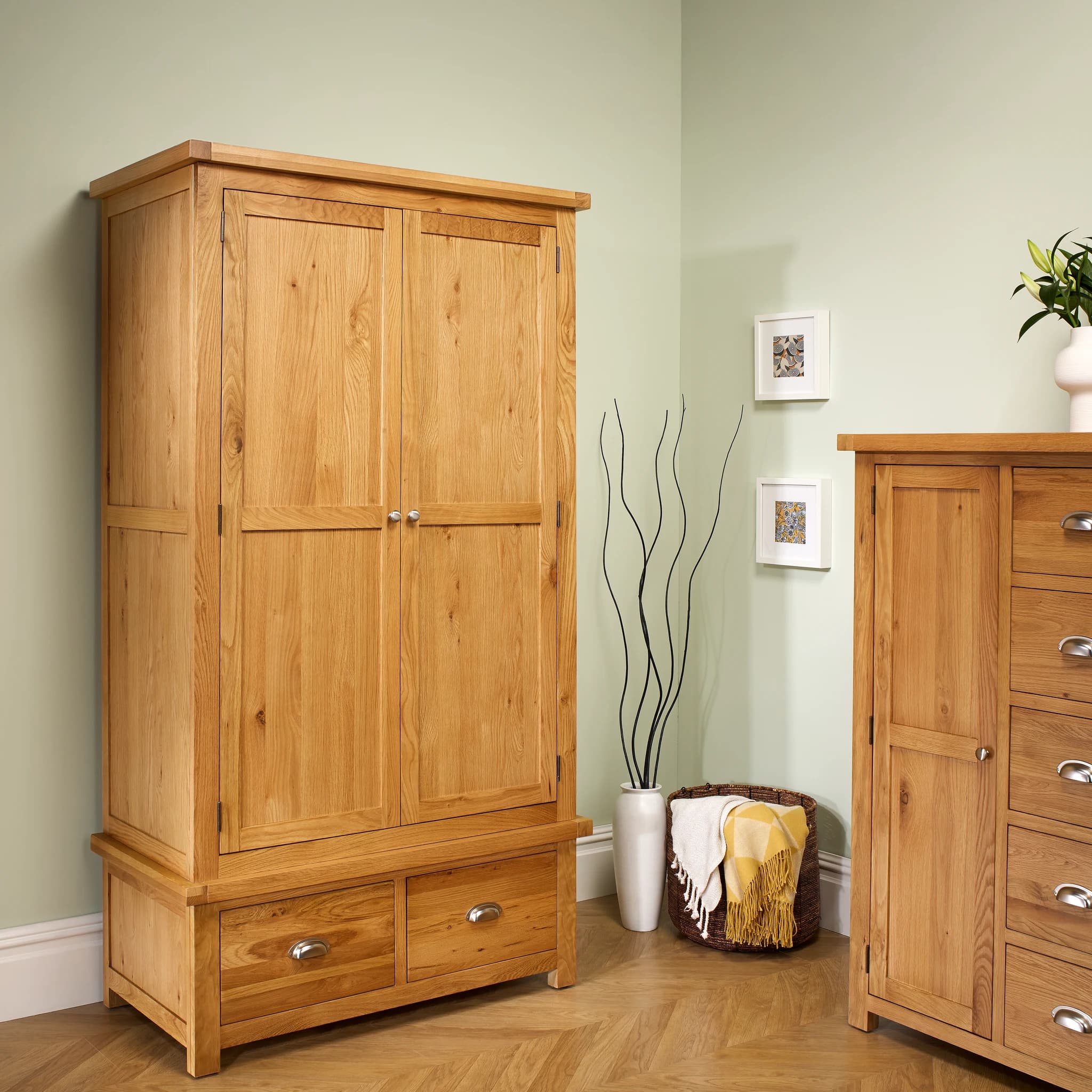 Woburn 2 Door 2 Drawer Wardrobe - Wardrobes, photo 9 of 10