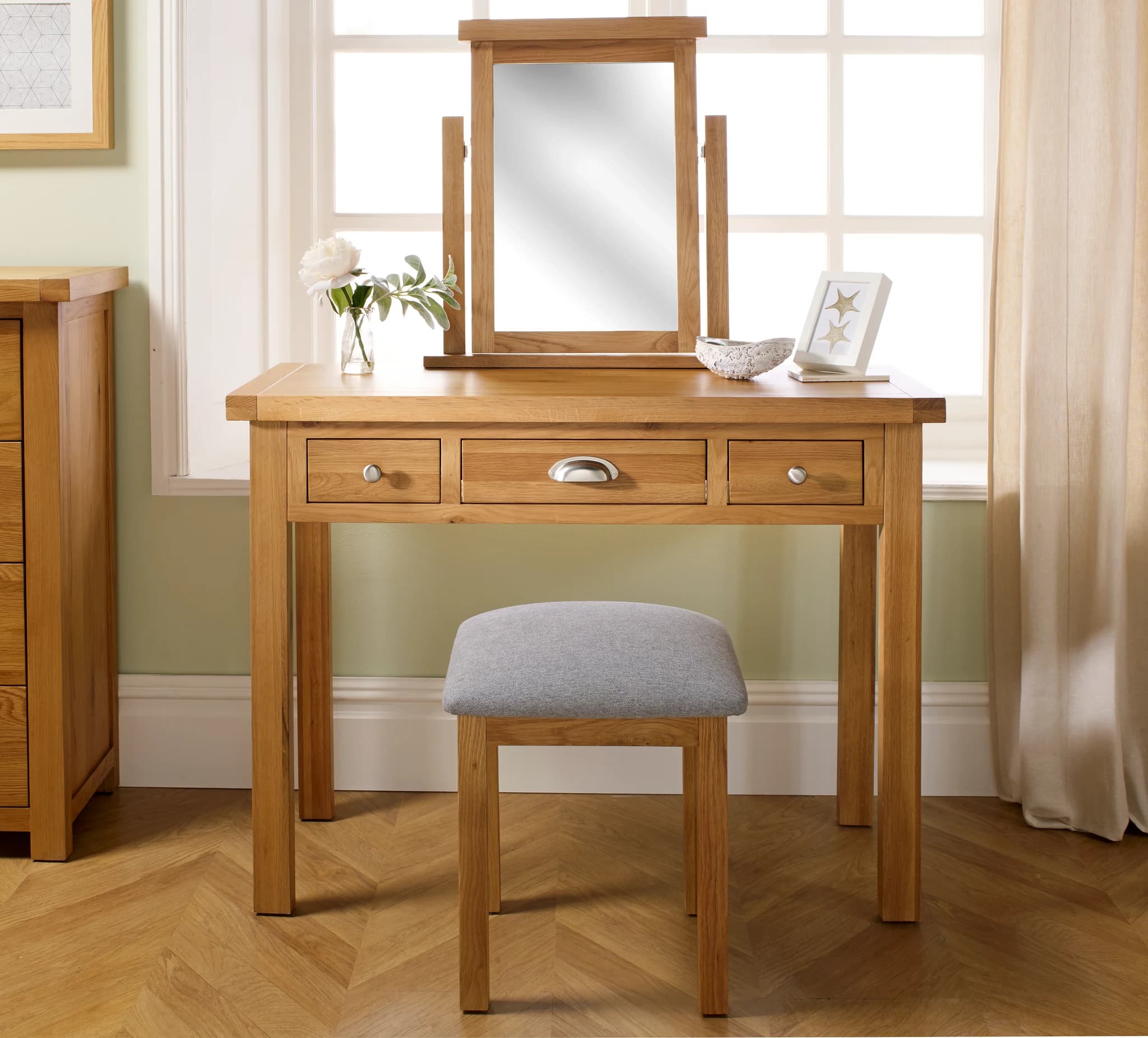 Woburn 3 Drawer Dressing Table - Tables, photo 6 of 10