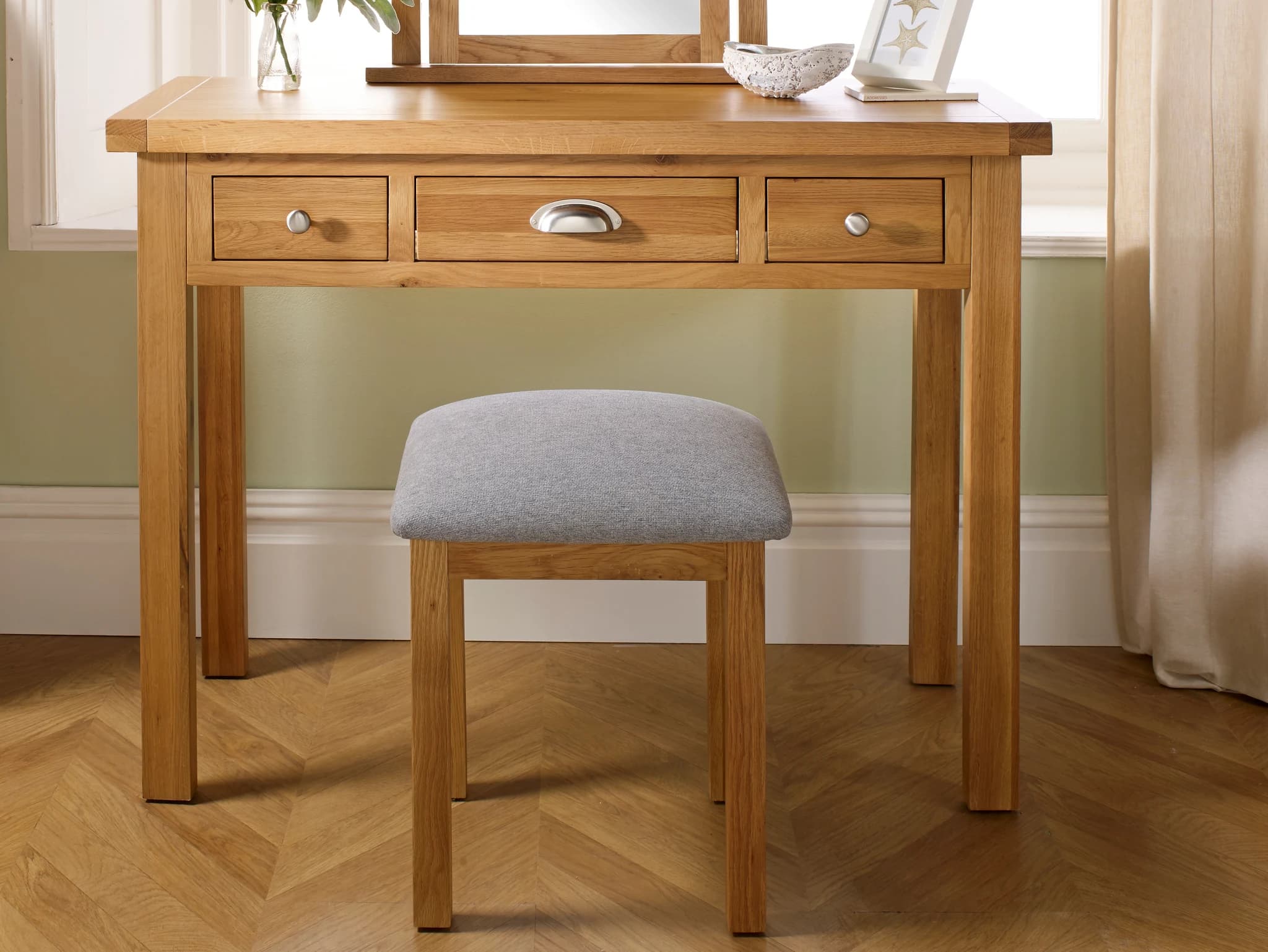 Woburn Stool - Stools & bar stools, photo 5 of 9