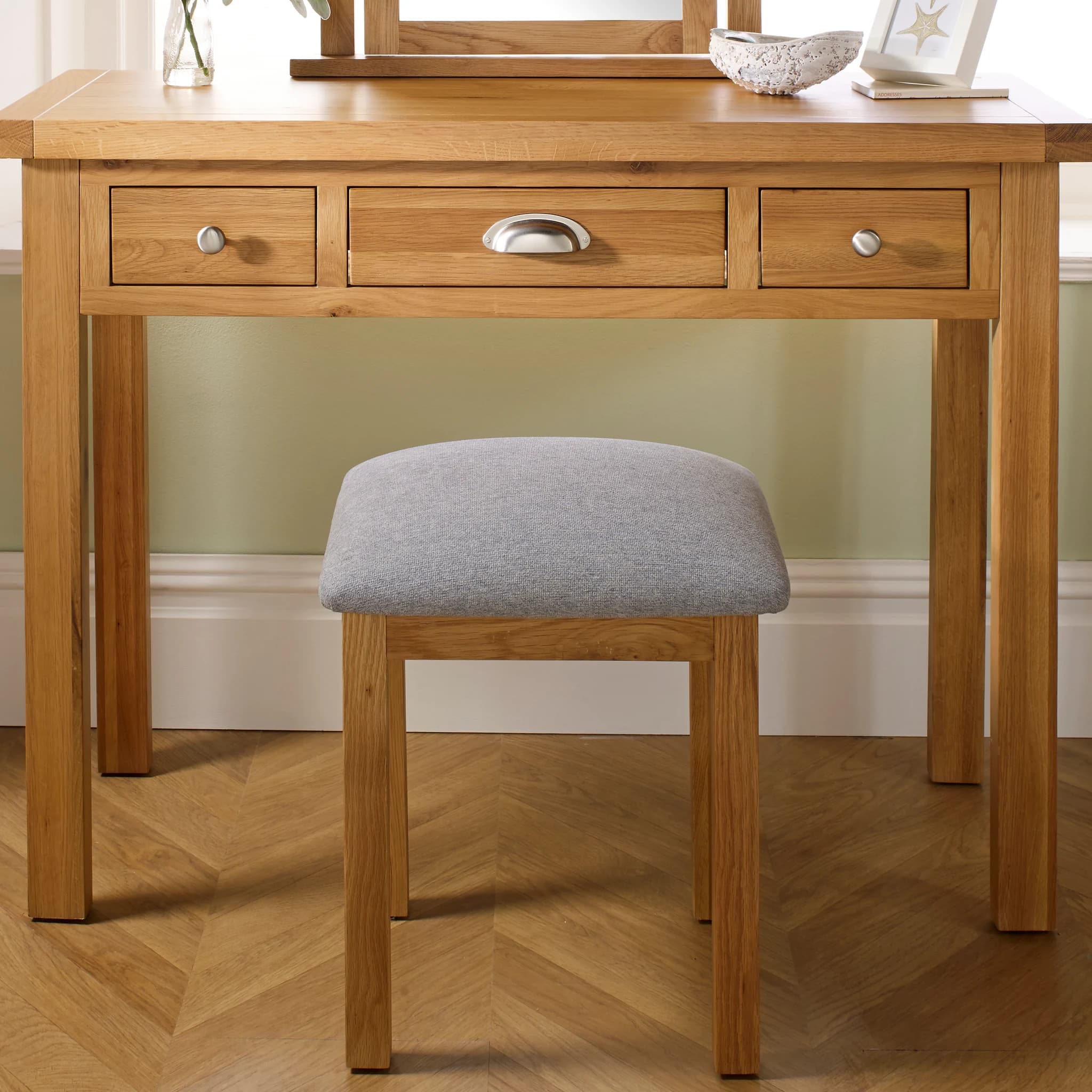 Woburn Stool - Stools & bar stools, photo 7 of 9