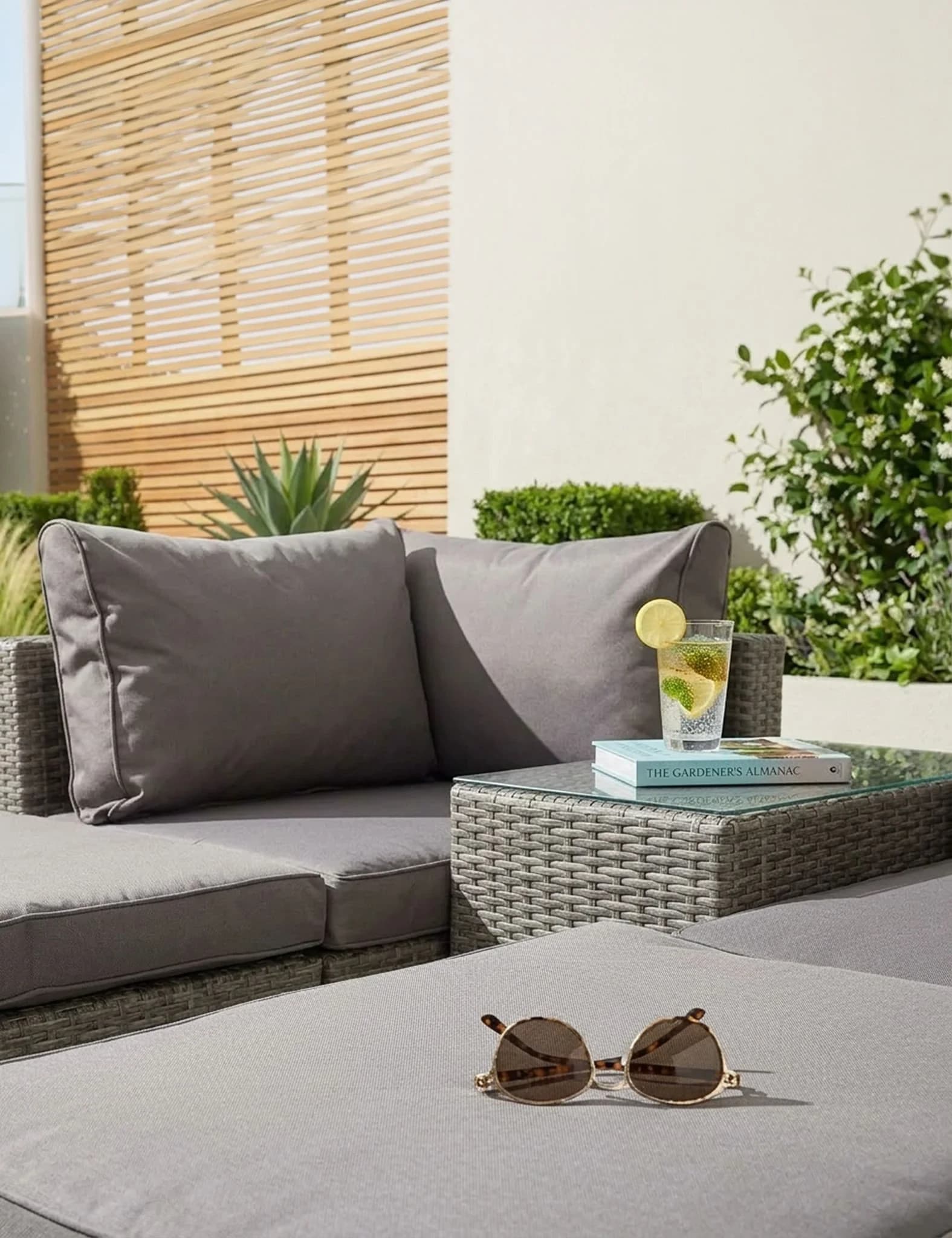 Paris 4 Seater Multi Setting Relaxer Set - Outdoor, photo 2 of 6
