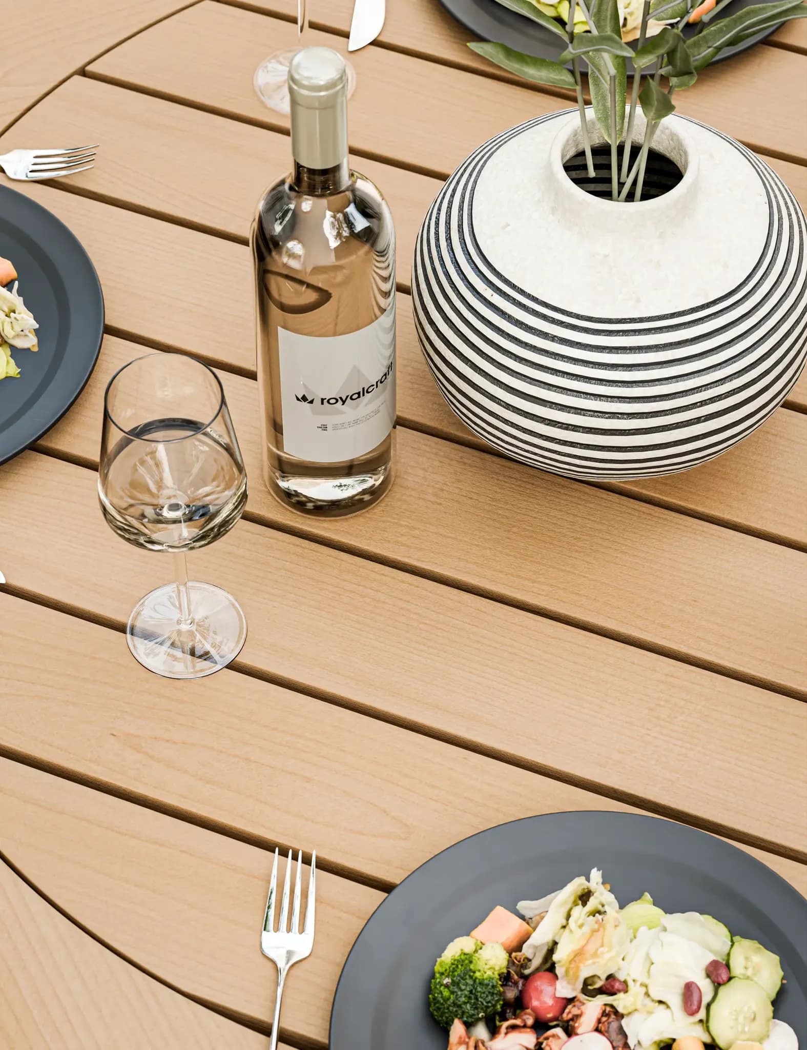 Tuscany 4 Seater Round Dining Set with Eden Night Dining Chairs - Outdoor, photo 4 of 6