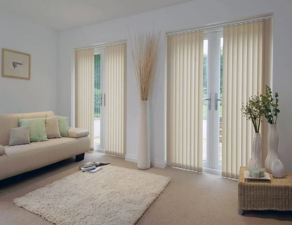 Shutter and blind display in the showroom
