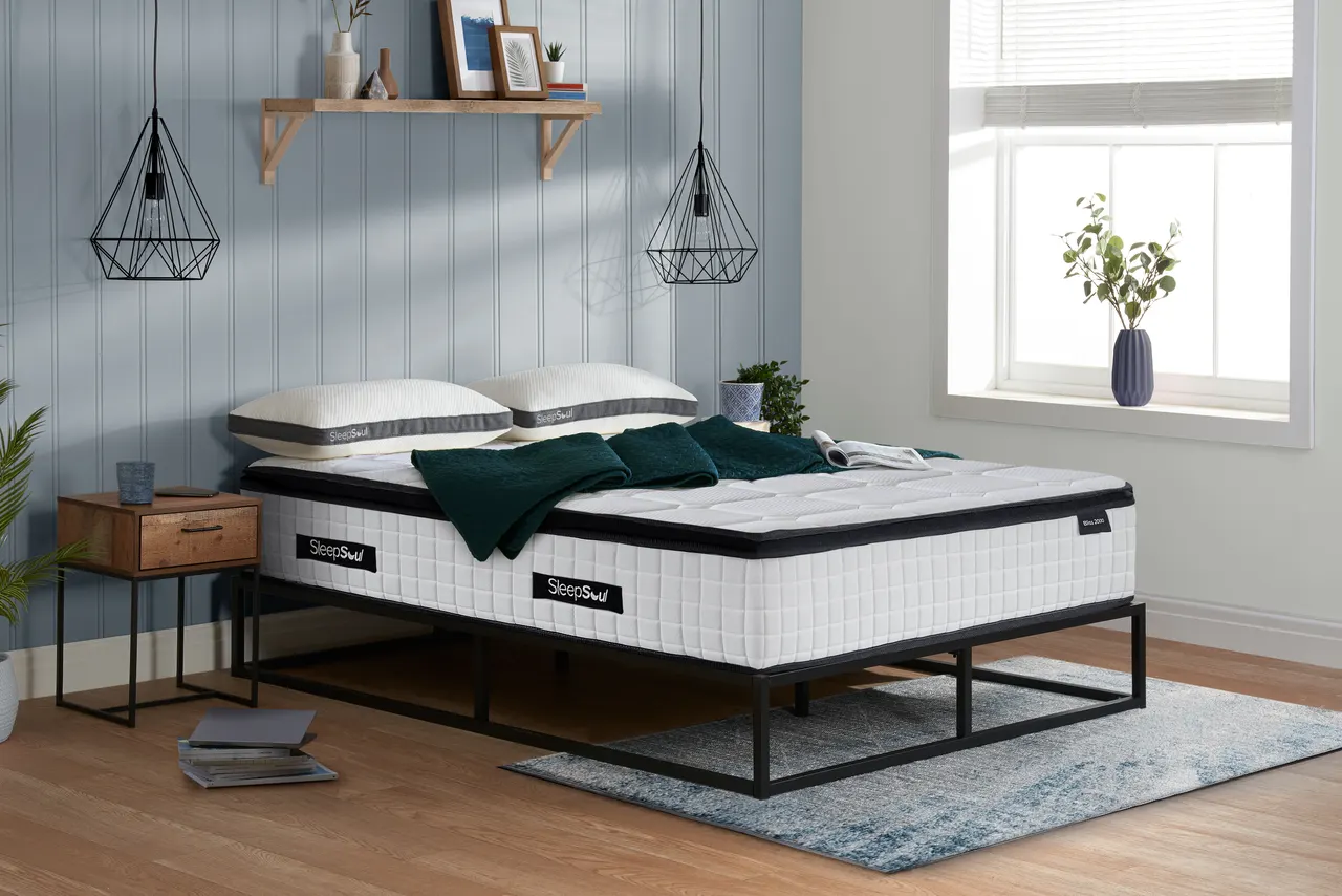 SleepSoul Bliss 2000: In a bedroom